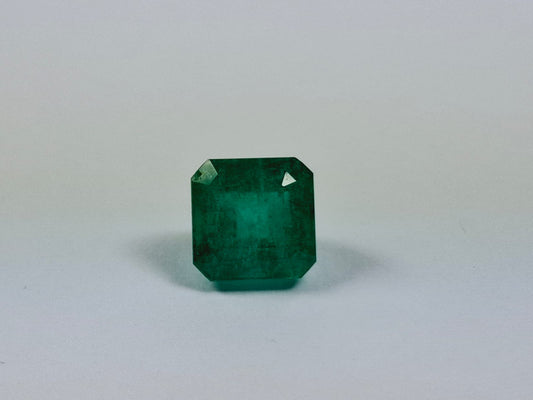 2.75ct Emerald 8mm