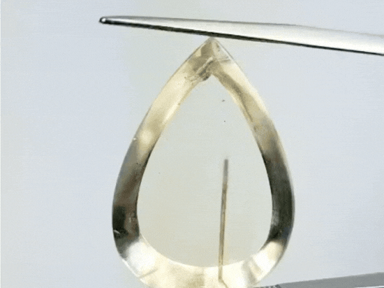 21.05ct Quartz Inclusion 24x17mm