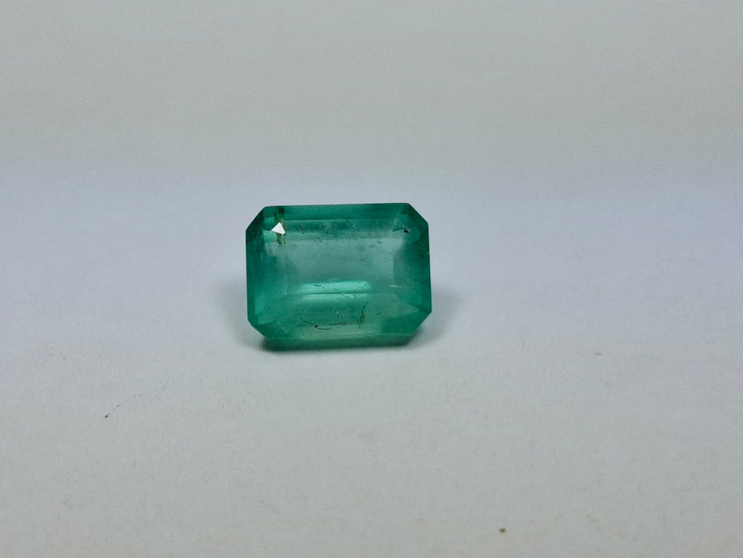 3.34ct Emerald 10.5x8mm