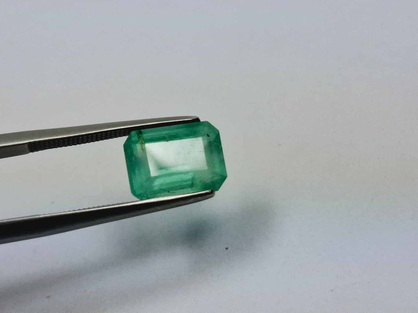 3.34ct Emerald 10.5x8mm