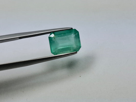 3.34ct Emerald 10.5x8mm