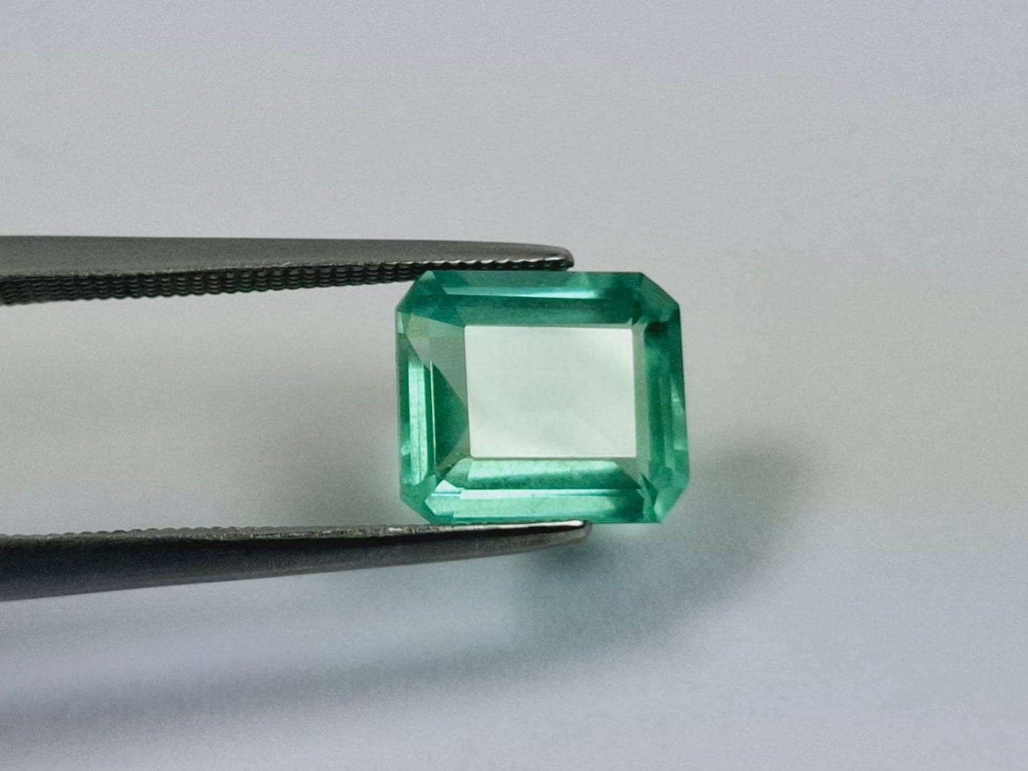 2.84ct Emerald 9x8mm