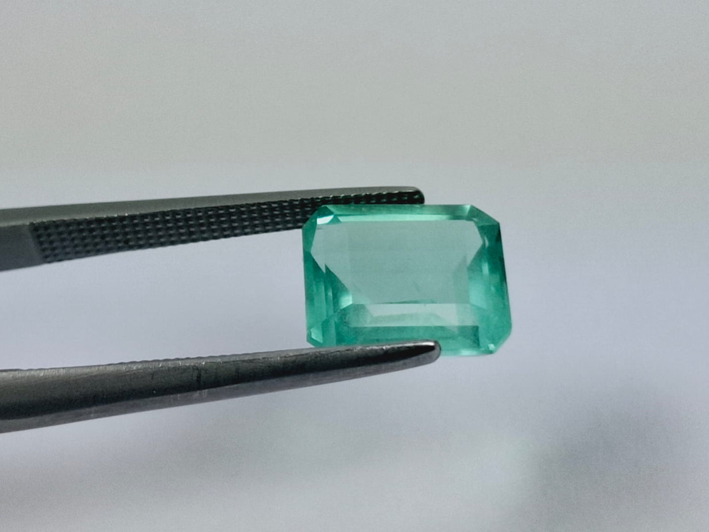 2.84ct Emerald 9x8mm