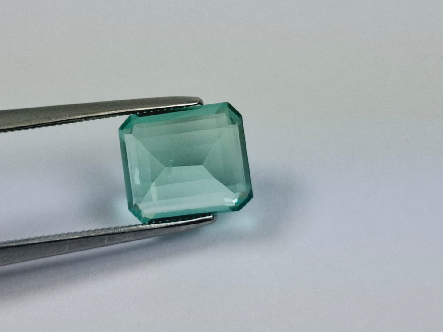 2.84ct Emerald 9x8mm