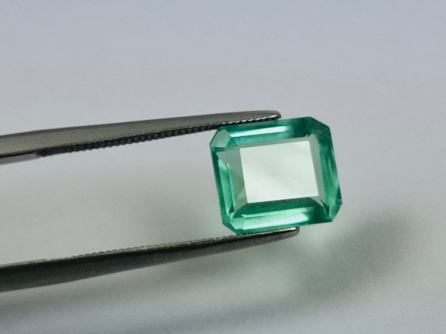 2.84ct Emerald 9x8mm