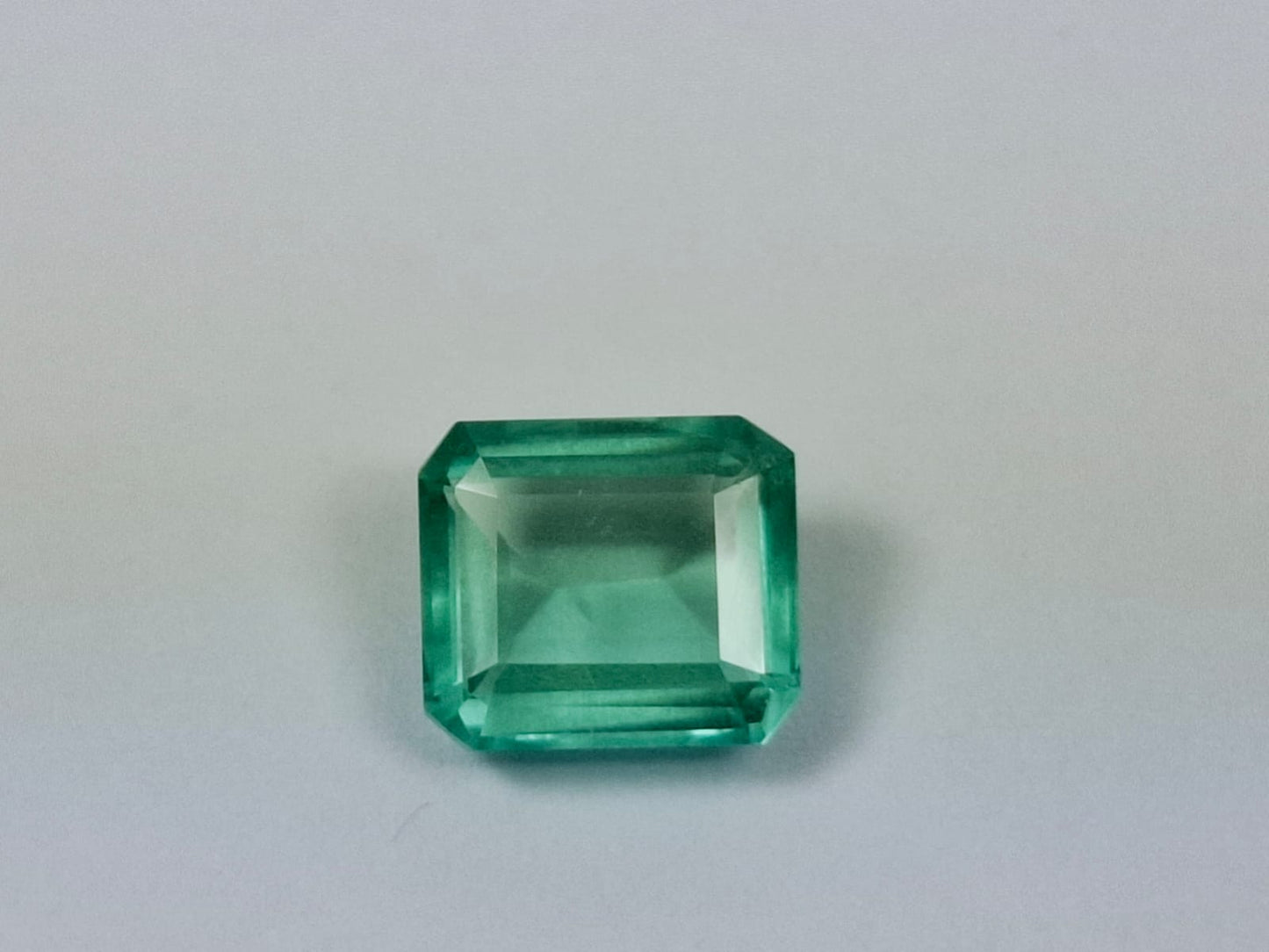 2.84ct Emerald 9x8mm