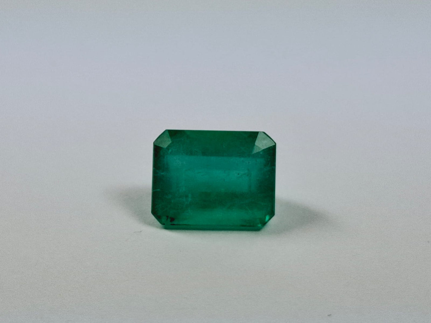 3.85ct Emerald 10x8mm
