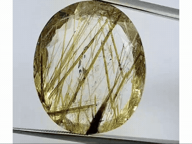 33.10ct Quartz Inclusion 25x22mm