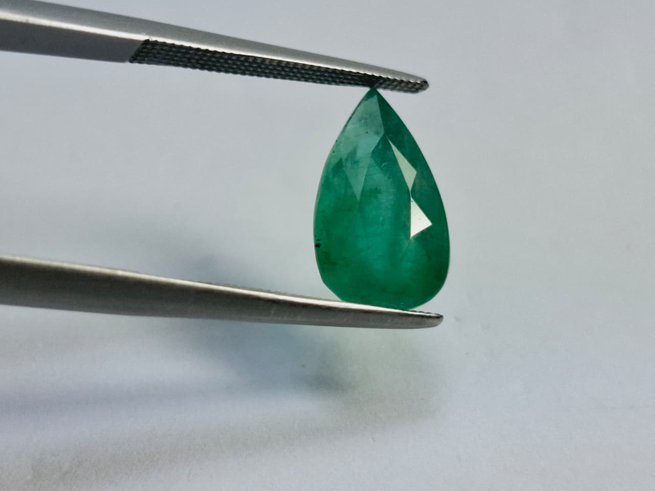 4.07ct Emerald 14x8mm