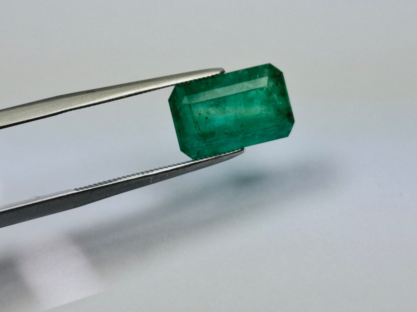4.30ct Emerald 12x8mm
