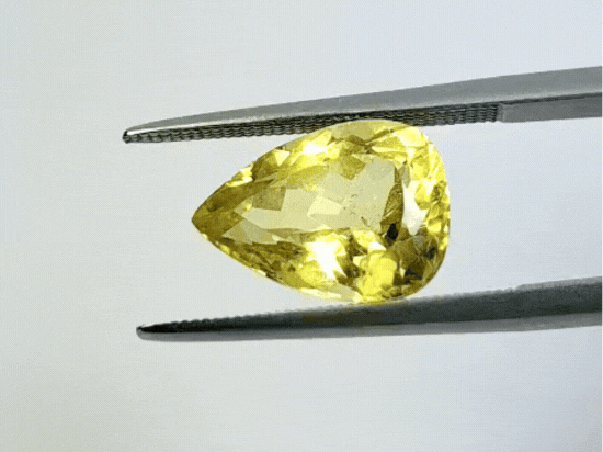 4.40ct Chrysolite 12x9mm