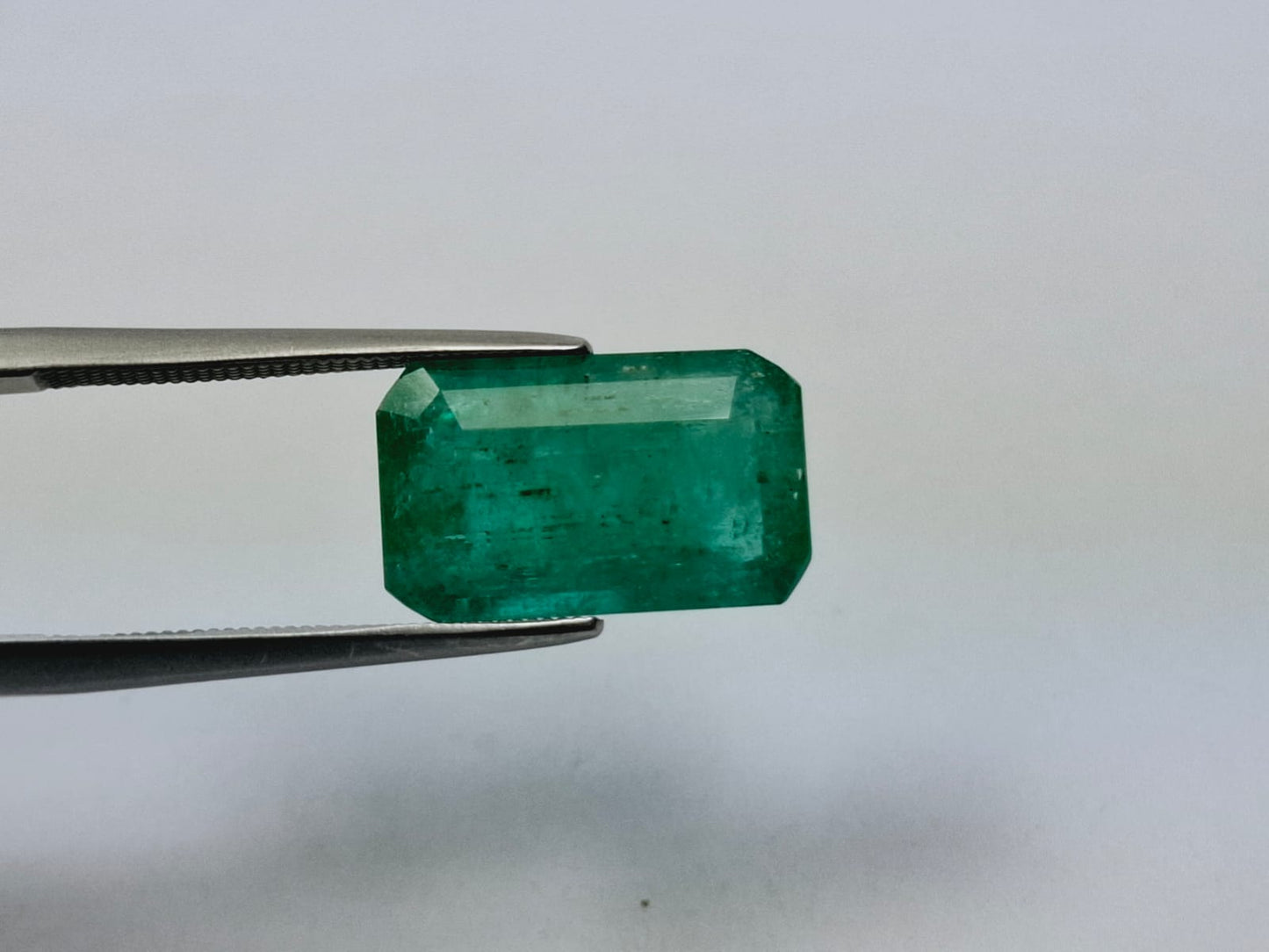 5.50ct Emerald 15x9mm