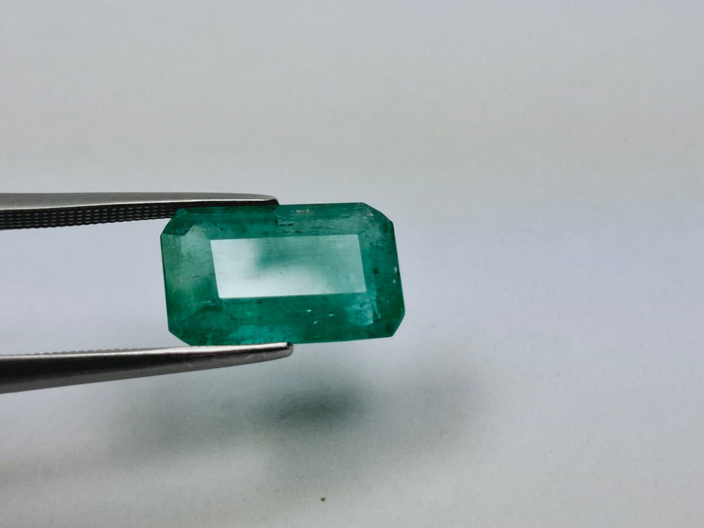 5.50ct Emerald 15x9mm