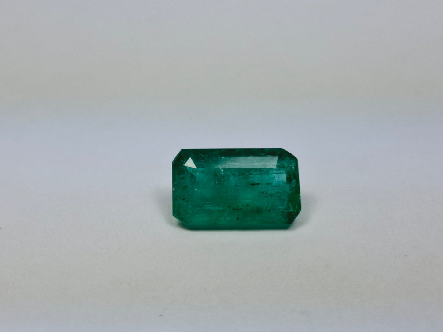 5.50ct Emerald 15x9mm