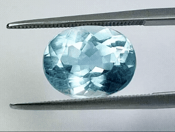 7.05ct Topaz Natural Color 12x9mm