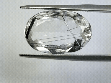 8.10ct Quartz Inclusion 18x12mm