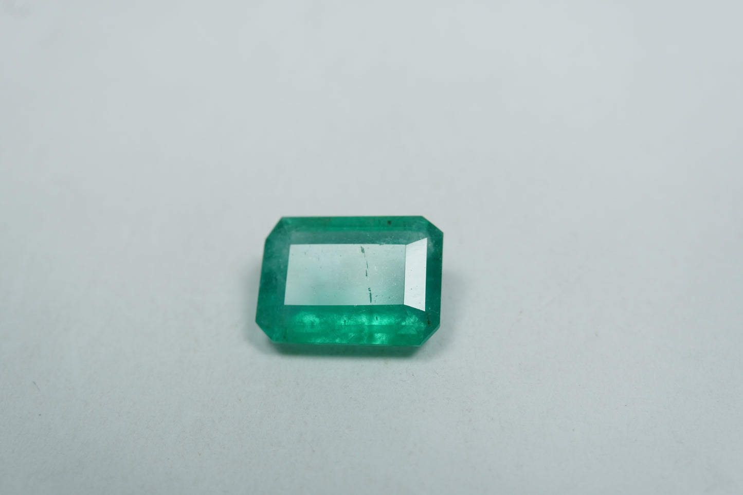 3.29ct Emerald 12x8mm