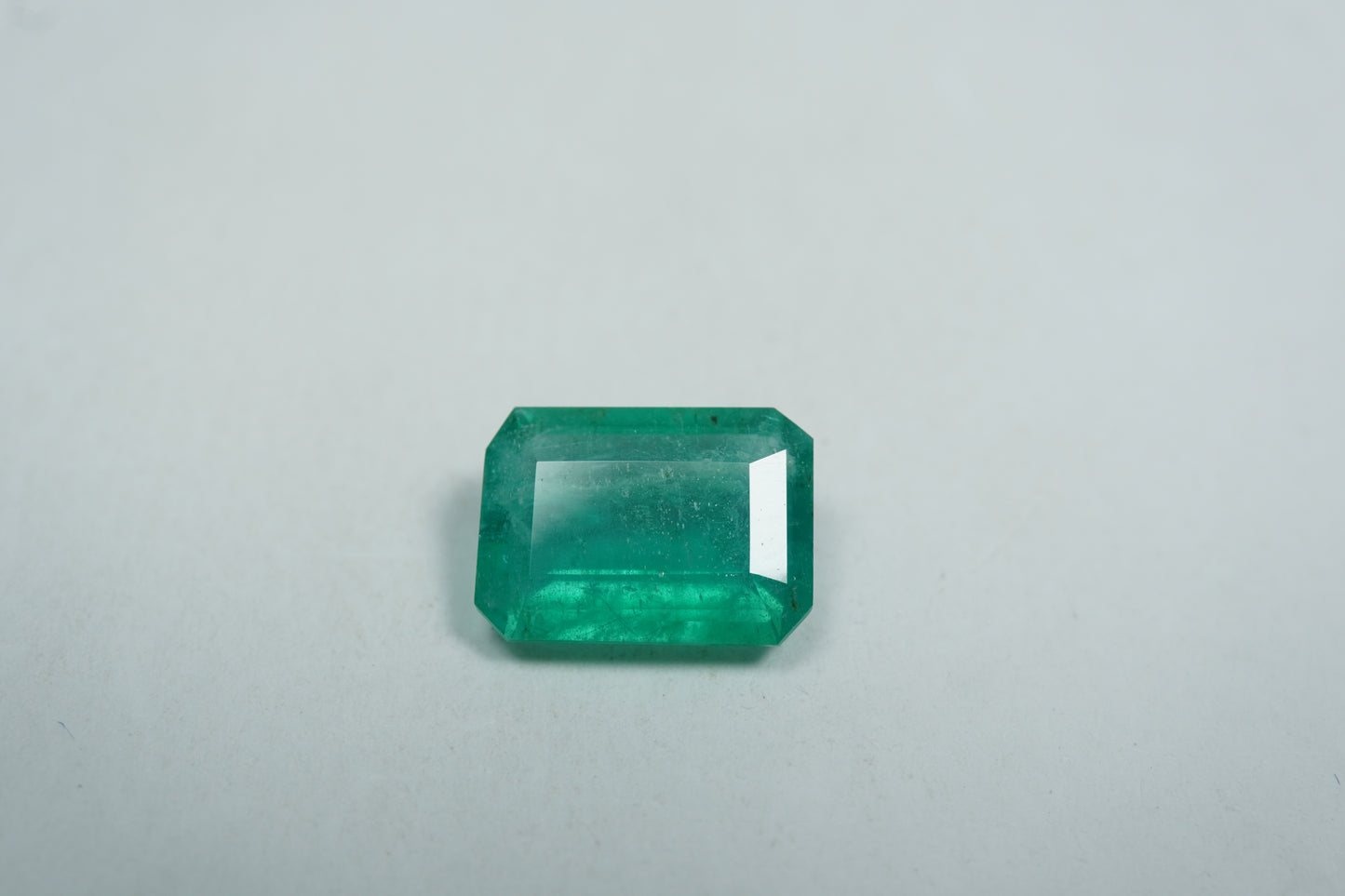3.29ct Emerald 12x8mm