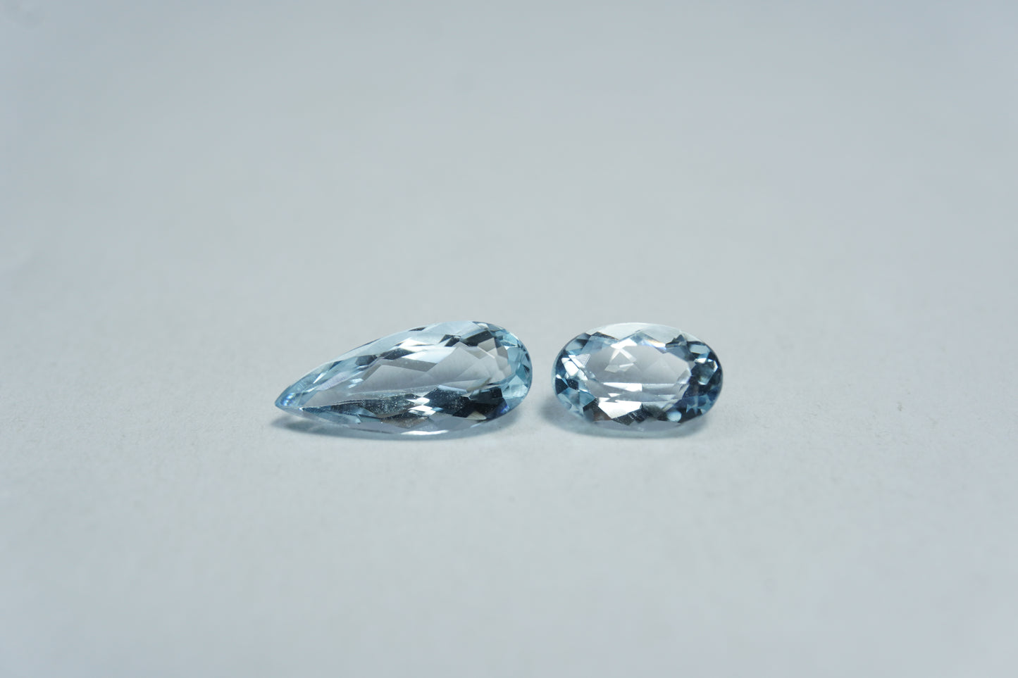 1.60ct Aquamarine 11x4mm / 7x5mm