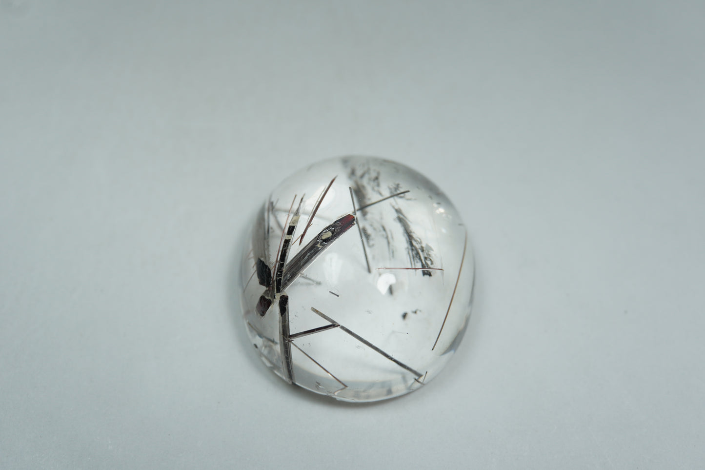 29.05ct Quartz with inclusion cabochon 22x19mm