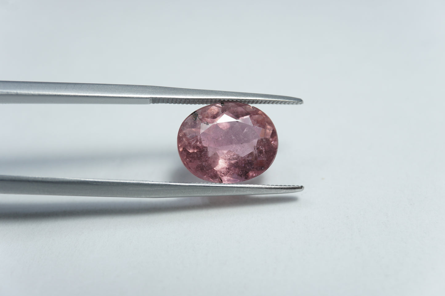 4.80ct Tourmaline pink 12x10mm