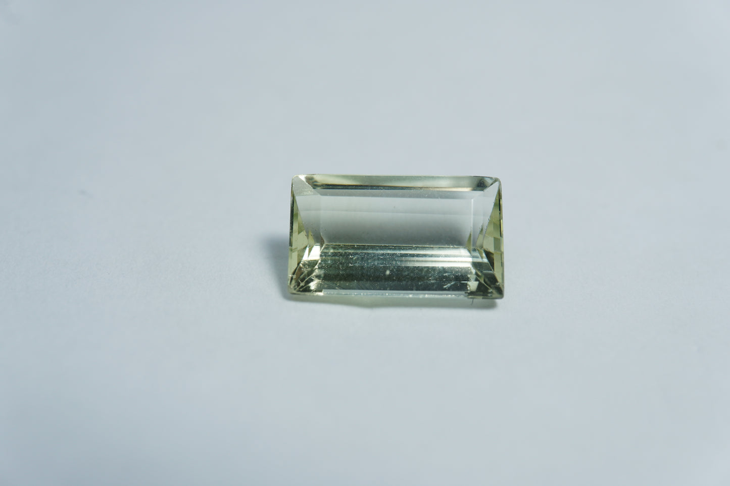 3ct Beryl green 12x7mm