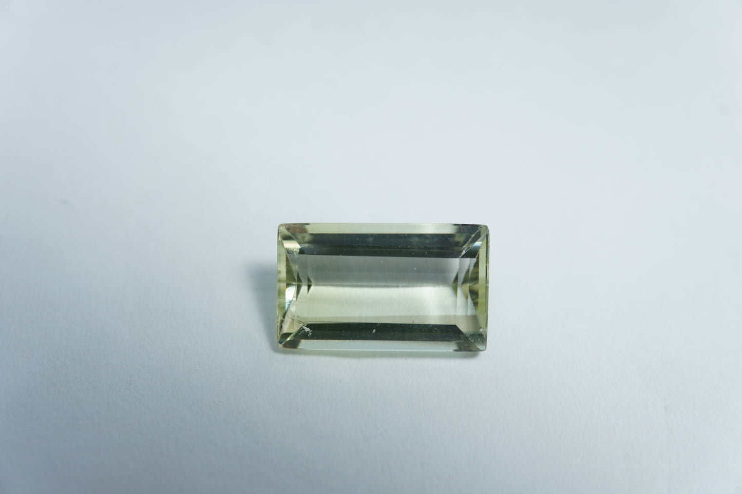 3ct Beryl green 12x7mm