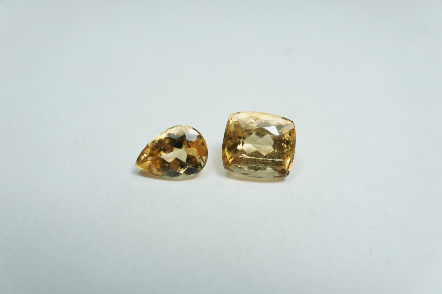 3.20ct Imperial topaz 7x6.5mm / 7.5x5mm