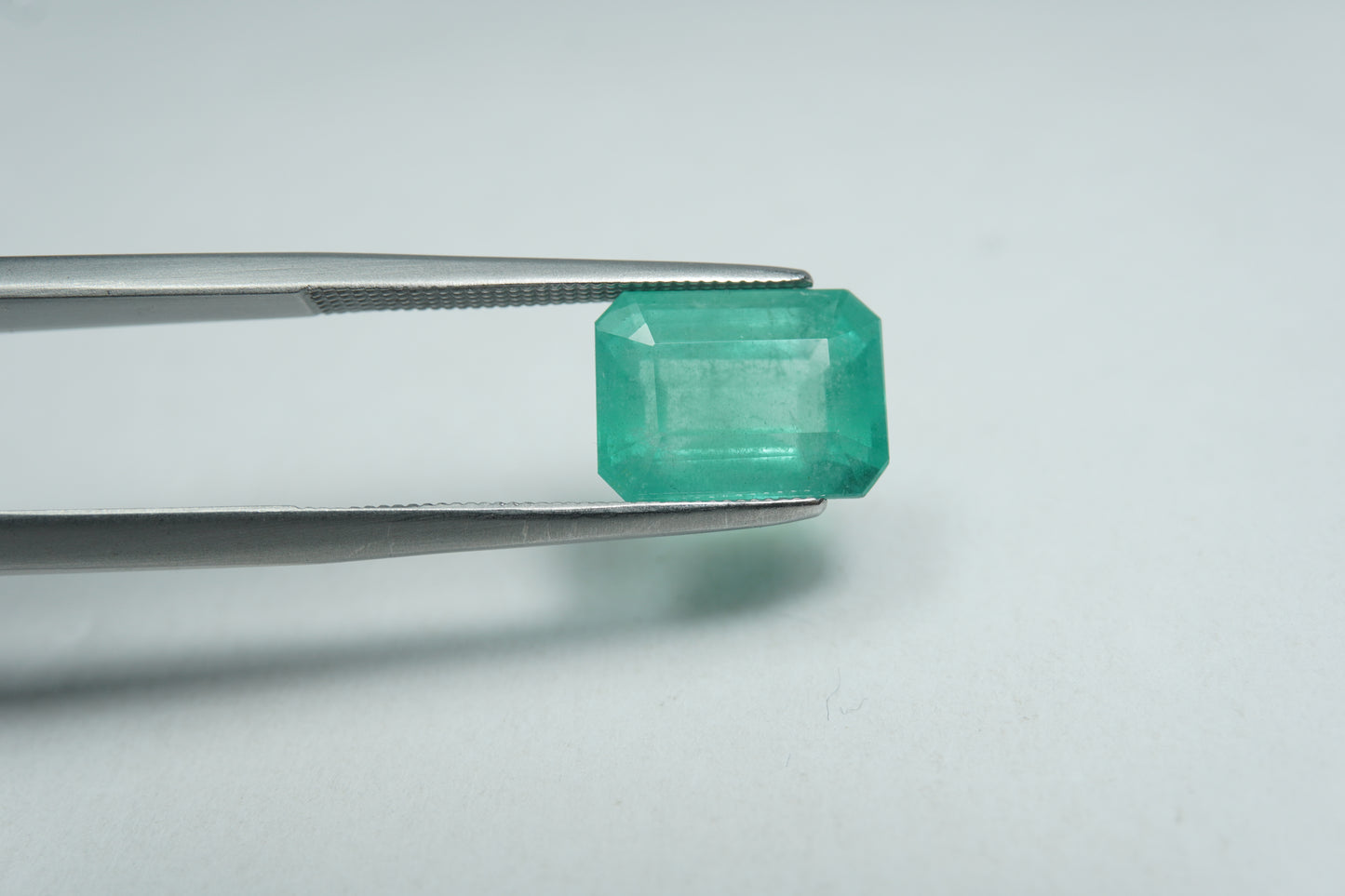 3.78ct Emerald 10.5x8mm