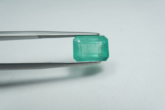 3.78ct Emerald 10.5x8mm