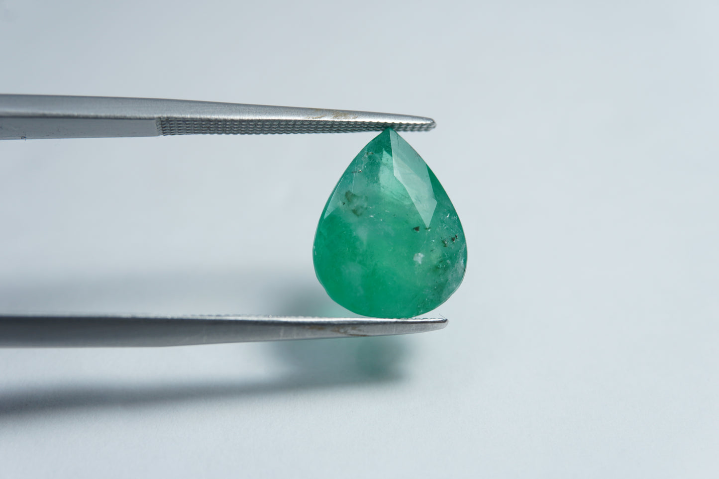 4.40ct Emerald 13x10mm