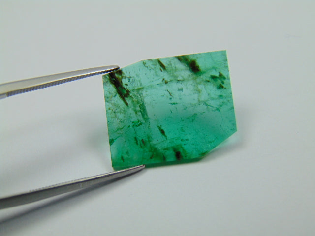 6.90ct Emerald 20x16mm