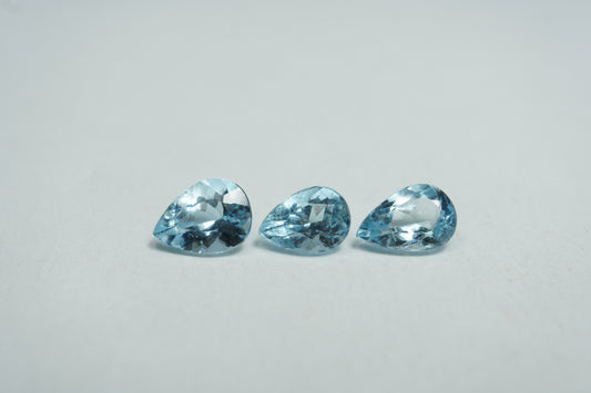 2.65ct Aquamarines 8x6mm / 8x5mm / 7x5mm