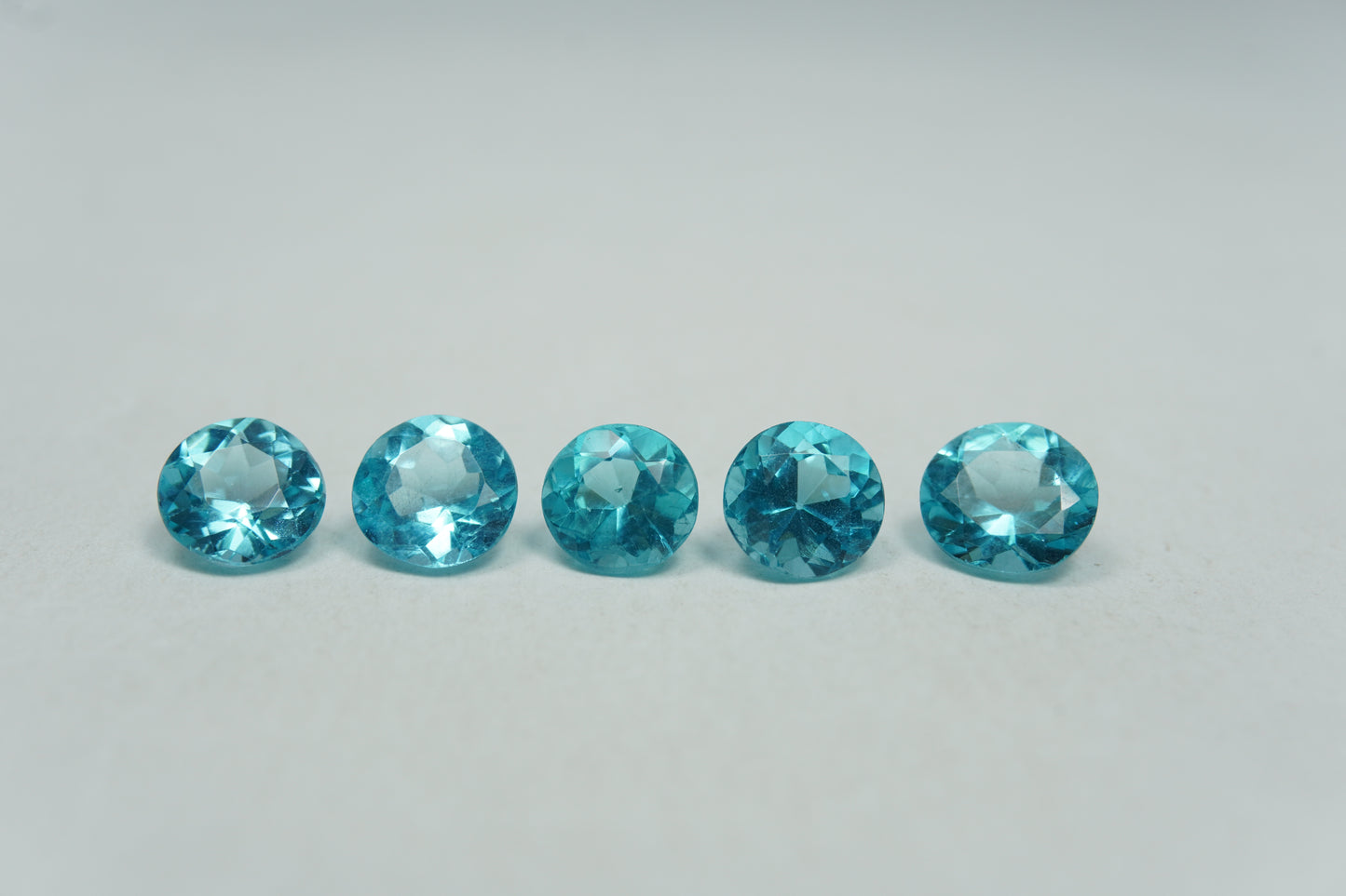 4.39ct Apatite 6mm