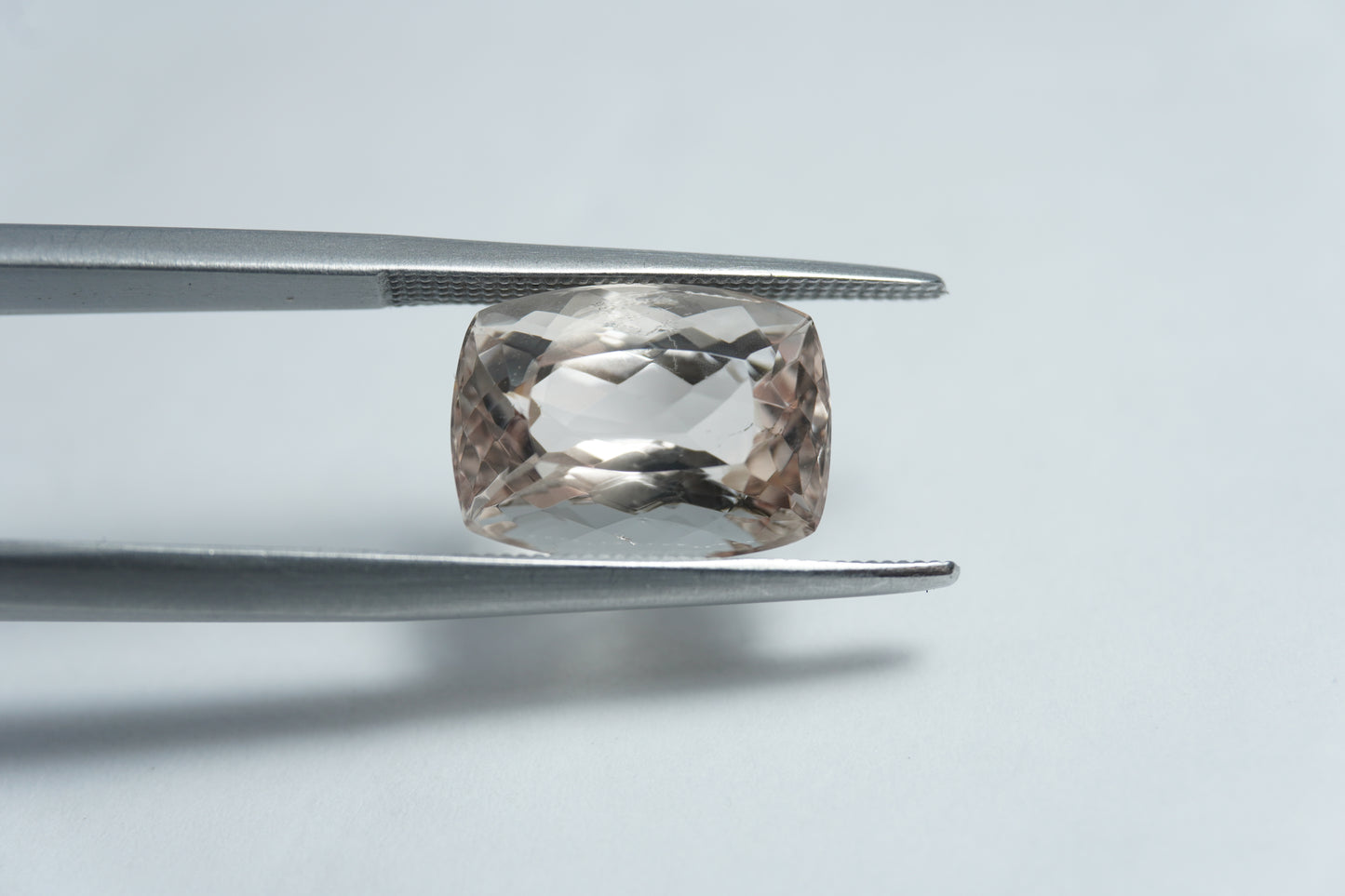 4.90ct Morganite 12x9mm