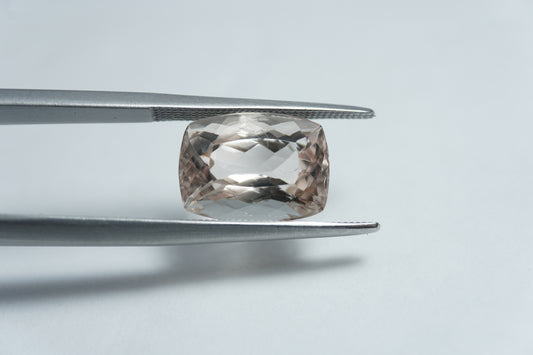 4.90ct Morganite 12x9mm