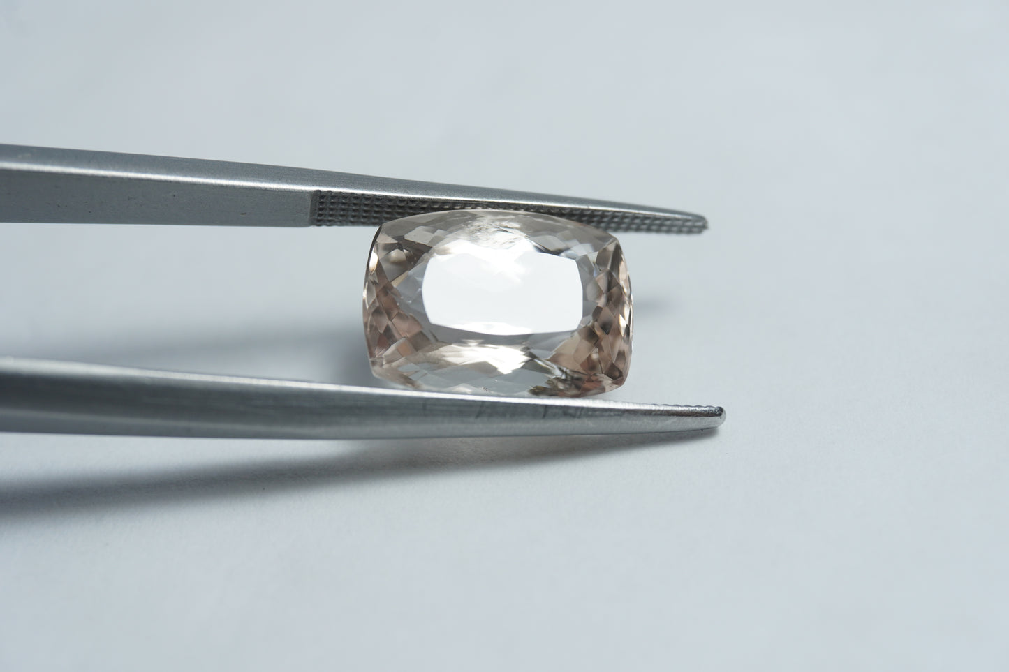 4.90ct Morganite 12x9mm
