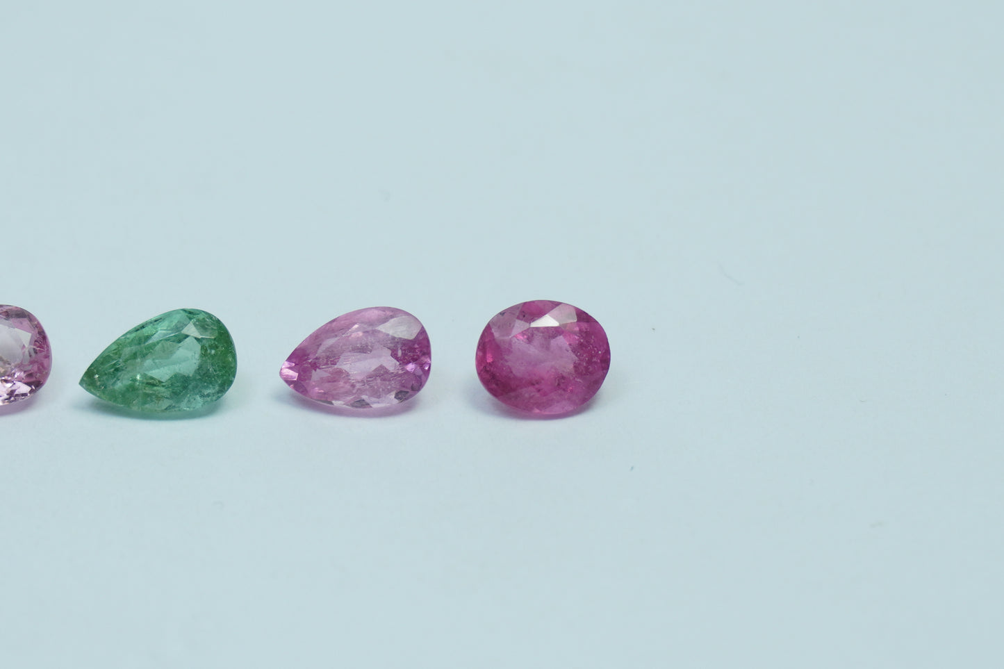 3.60ct Tourmaline mix 8.5X5mm / 8X5mm / 7X5.5mm / 7.5X5mm