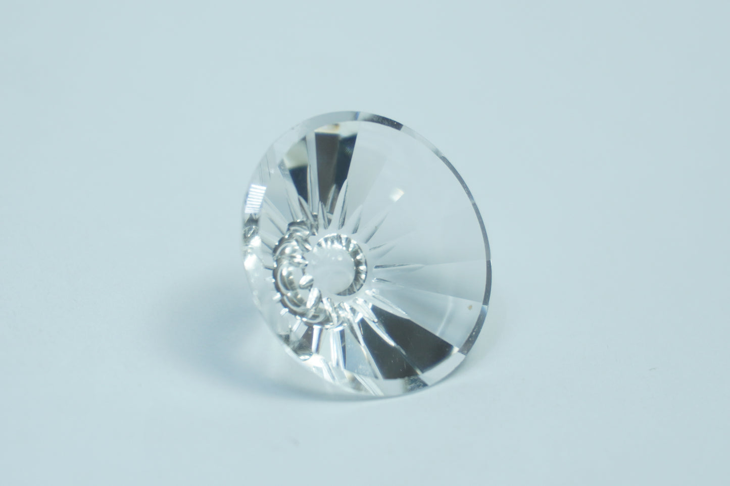 28.40ct Quartz crystal 23mm