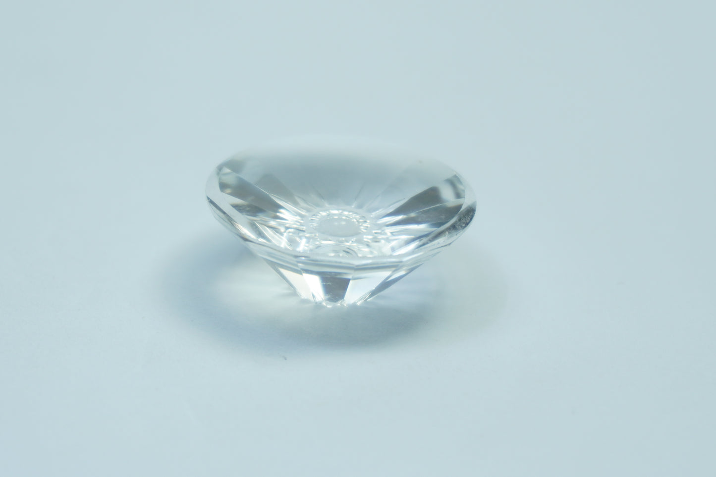 28.40ct Quartz crystal 23mm