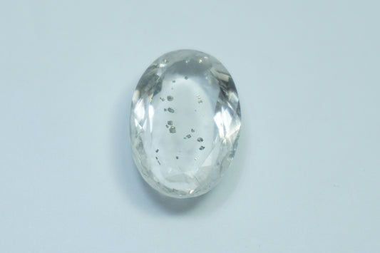 19.85ct Quartz with inclusion 24x15mm