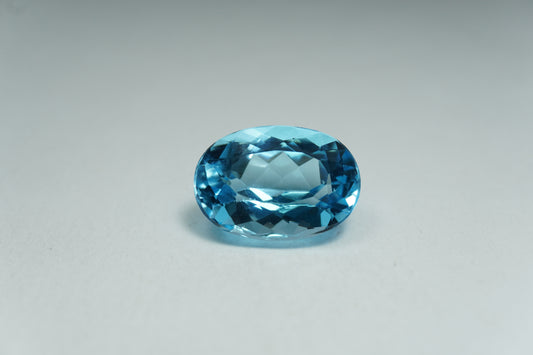 8.45ct Topaz 14x10mm