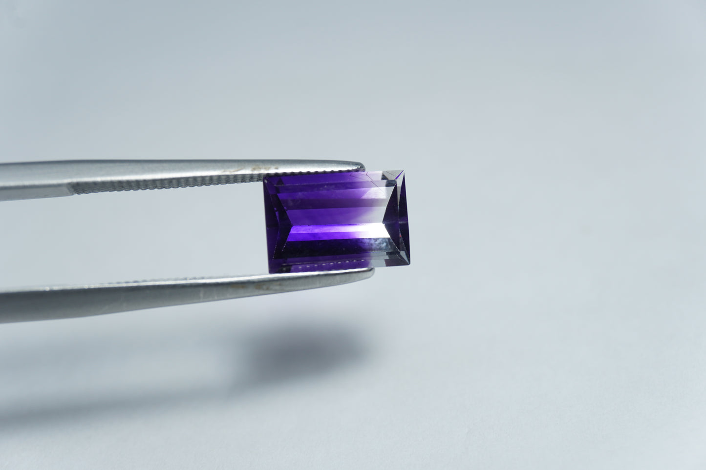 1.60ct Amethyst bicolor 9x6mm
