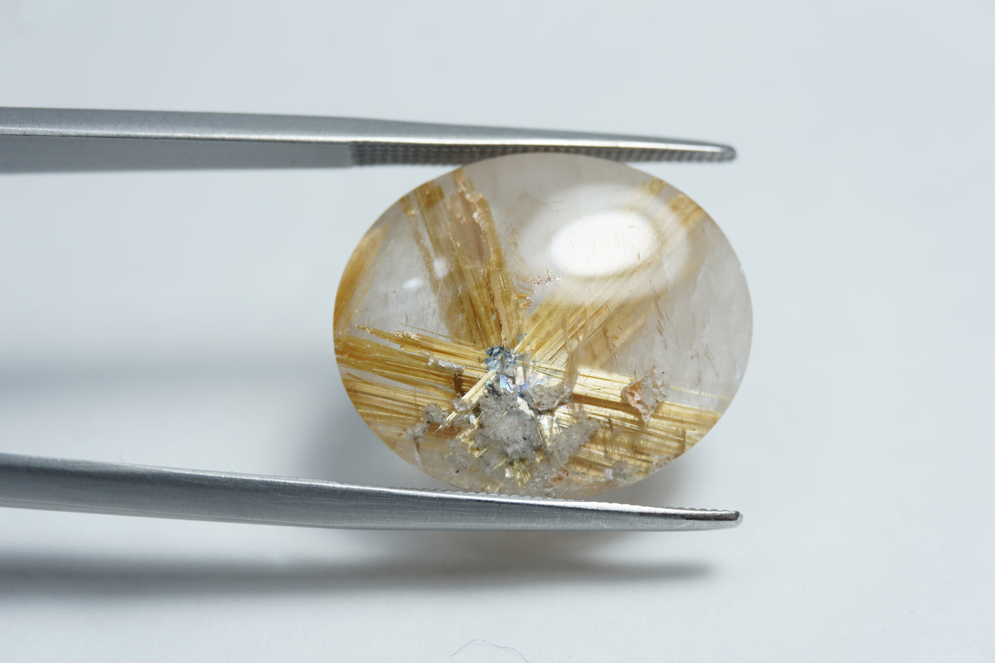 14.75ct Rutile star 18x16mm