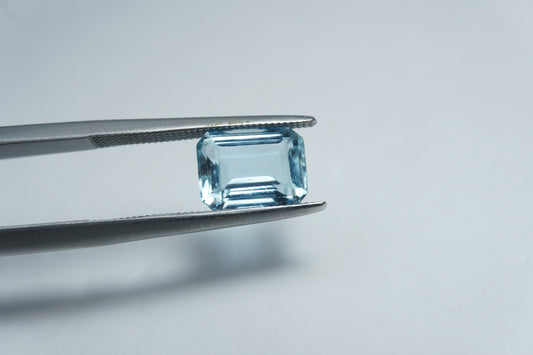 2ct Aquamarine 8x6mm