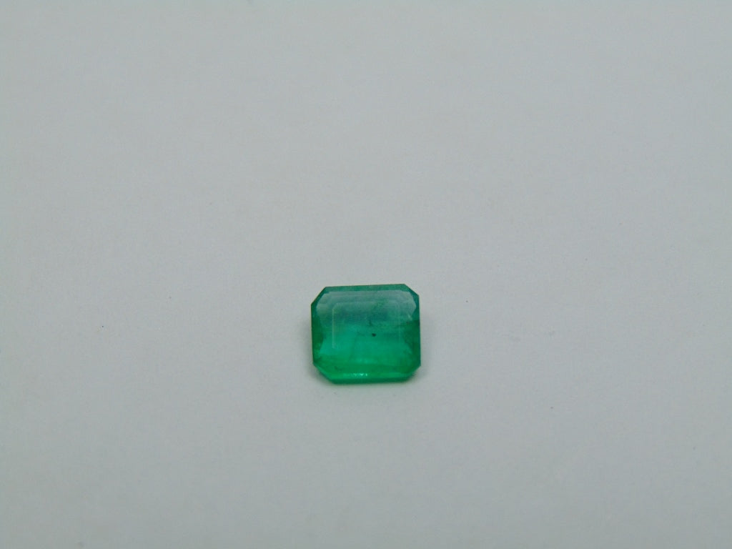 0.98ct Emerald 7x6mm