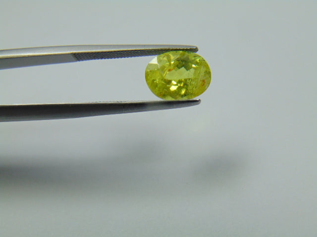 2.75ct Chrysolite 9x7mm