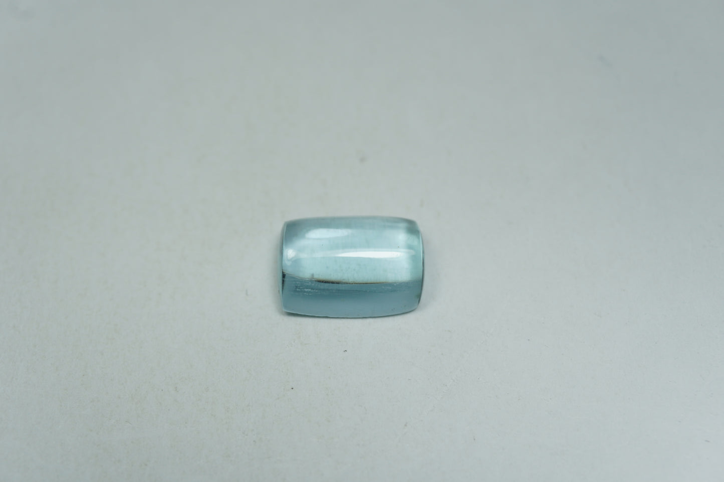 3.69ct Aquamarine cabochon 11x8mm