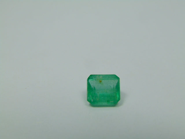 2.45ct Emerald 8mm