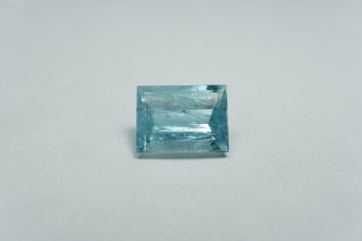 5.65ct Aquamarine 12x9mm